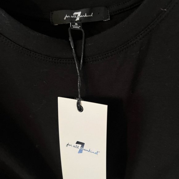 NWT 7 FOR ALL MANKIND SHOULDER PAD TEE - SIZE S - Picture 2 of 4